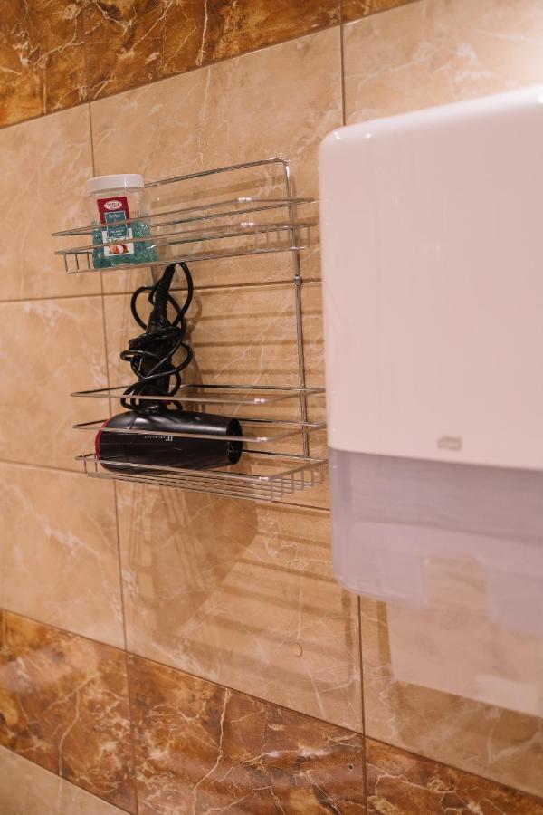 West13 Guest Rooms Krakow Bagian luar foto
