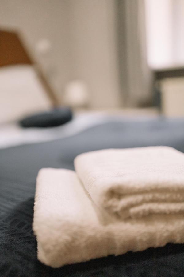 West13 Guest Rooms Krakow Bagian luar foto