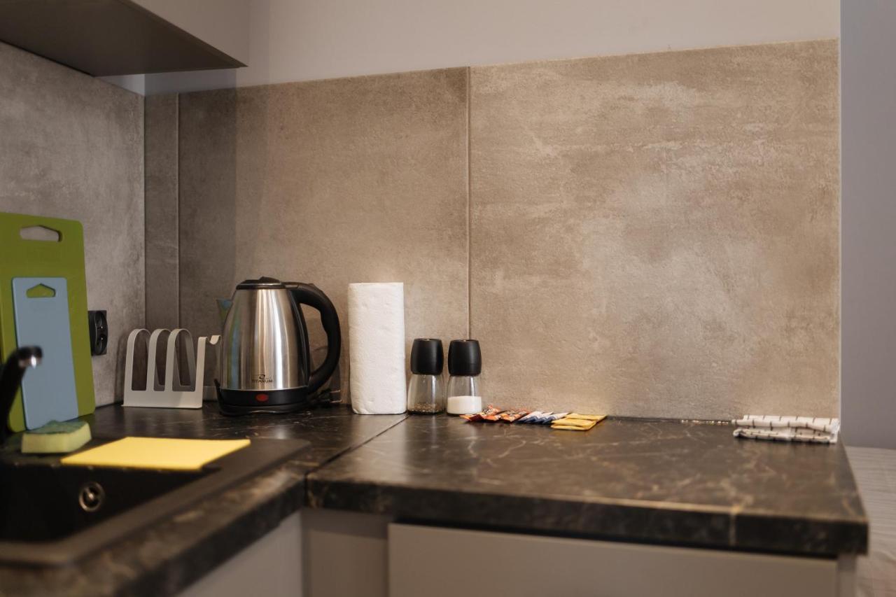 West13 Guest Rooms Krakow Bagian luar foto