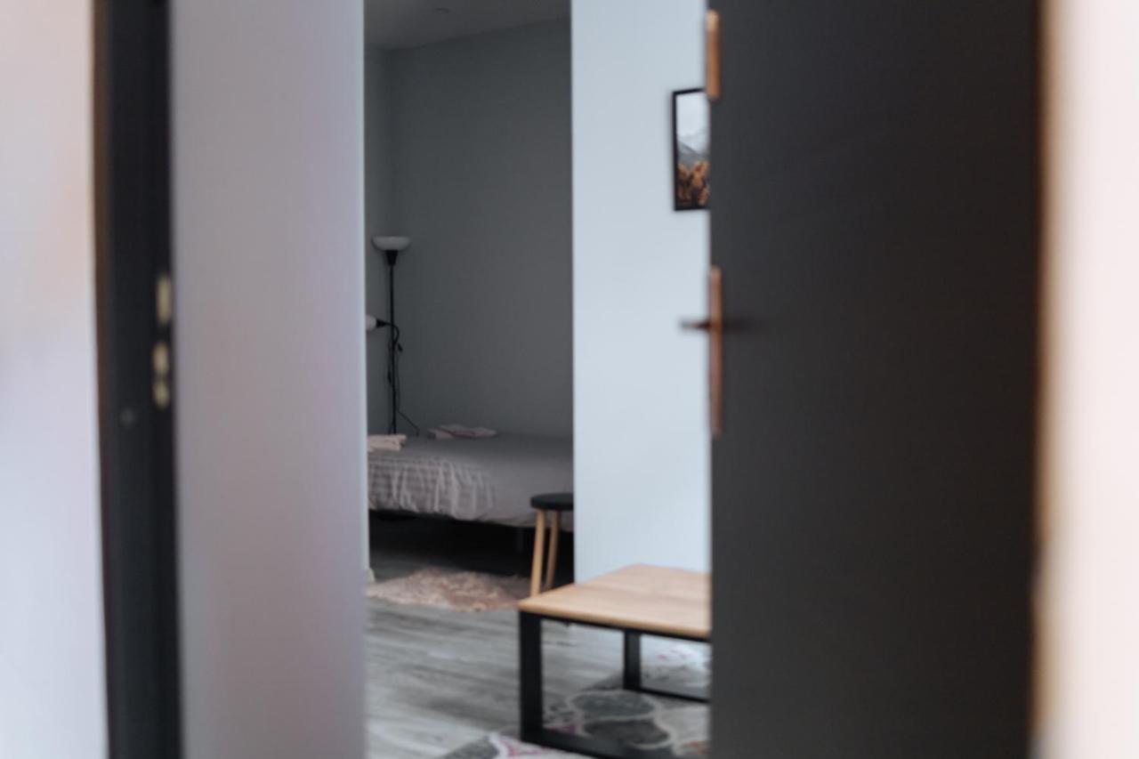 West13 Guest Rooms Krakow Bagian luar foto