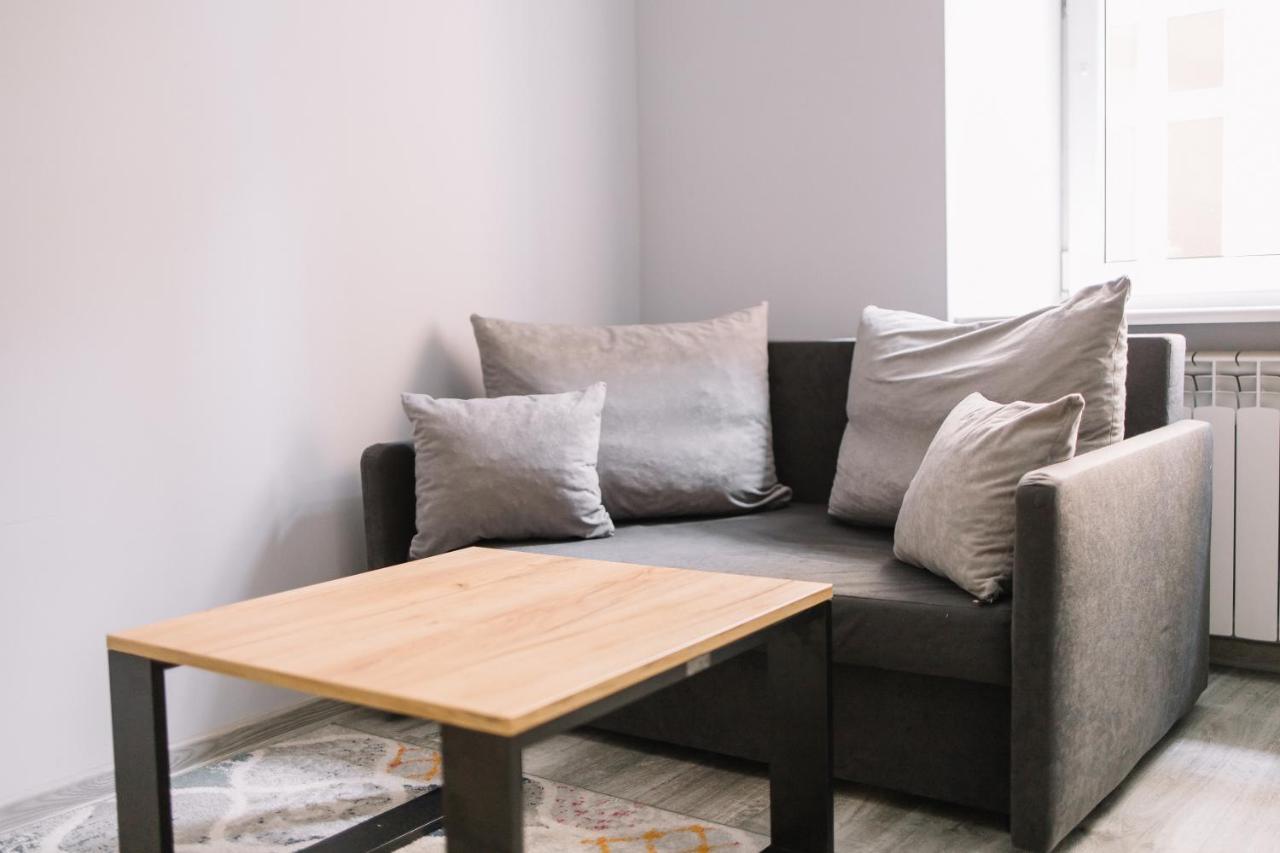 West13 Guest Rooms Krakow Bagian luar foto
